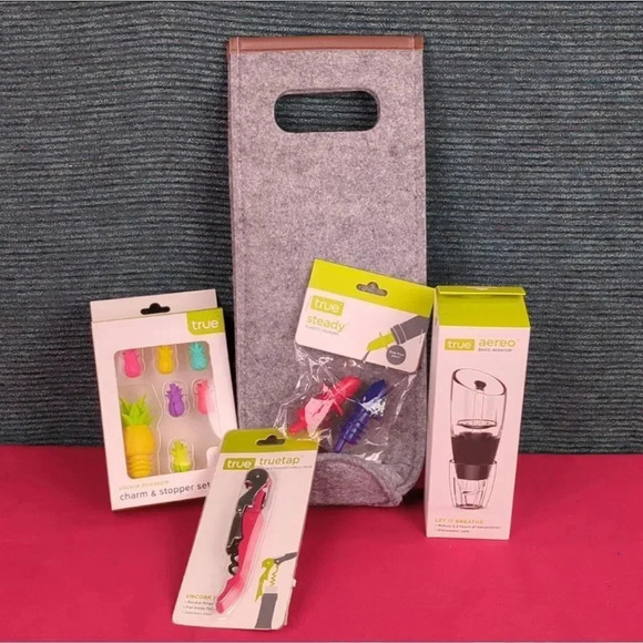 Wine Lover's Gift Set - Picture 1 of 12